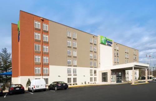College Park Hotel | Holiday Inn Express & Suites College Park - University Area by IHG