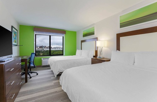 Downtown Fort Worth Hotel | Holiday Inn Express & Suites Fort Worth Downtown by IHG