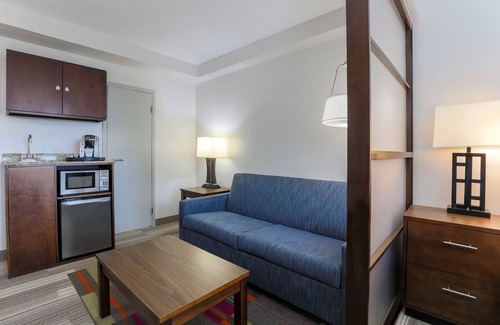 Downtown Fort Worth Hotel | Holiday Inn Express & Suites Fort Worth Downtown by IHG