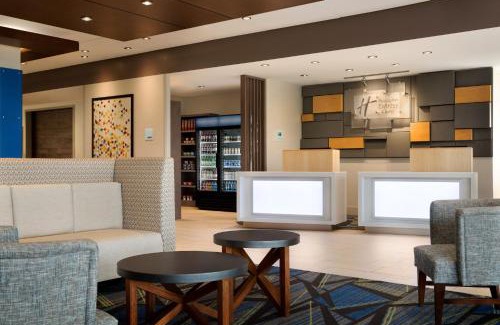 Middletown Hotel | Holiday Inn Express & Suites - Middletown by IHG