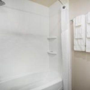 Rapid City Hotel | Holiday Inn Express & Suites - Rapid City - Rushmore South by IHG