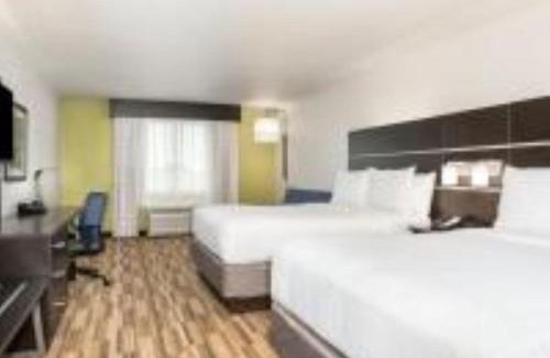 Rapid City Hotel | Holiday Inn Express & Suites - Rapid City - Rushmore South by IHG
