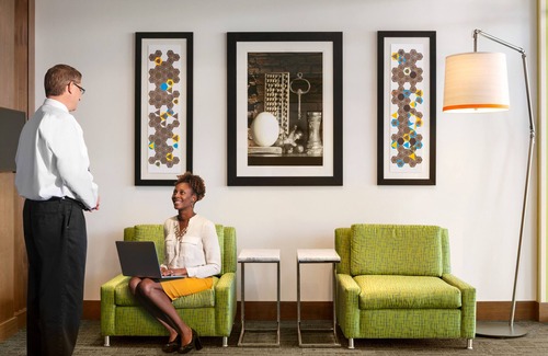 Salisbury Hotel | Holiday Inn Express & Suites Salisbury by IHG
