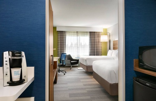 Salisbury Hotel | Holiday Inn Express & Suites Salisbury by IHG