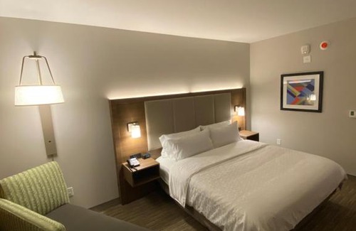 The Dalles Hotel | Holiday Inn Express & Suites - The Dalles by IHG