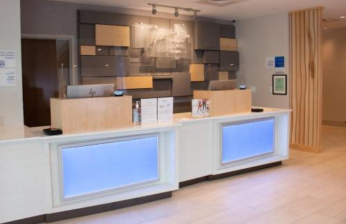 Cottondale Hotel | Holiday Inn Express & Suites Tuscaloosa East by IHG