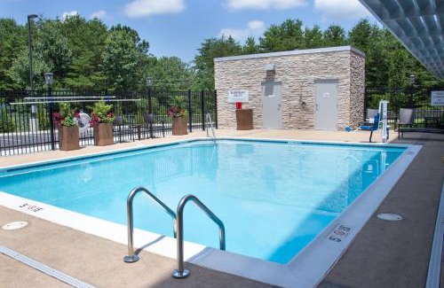 Cottondale Hotel | Holiday Inn Express & Suites Tuscaloosa East by IHG