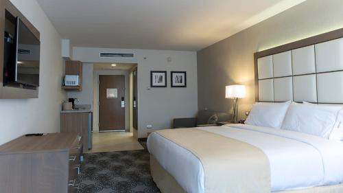 Chihuahua Hotel | Holiday Inn Express & Suites Chihuahua Juventud by IHG