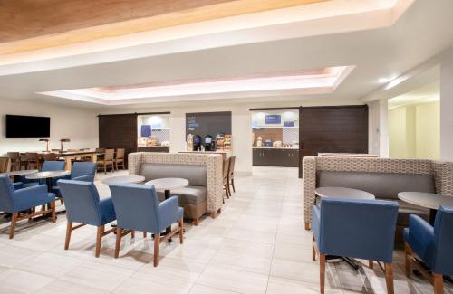 Chowchilla Hotel | Holiday Inn Express & Suites Yosemite Park Area by IHG