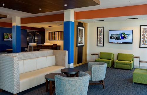 McKinney Hotel | Holiday Inn Express & Suites McKinney - Frisco East by IHG