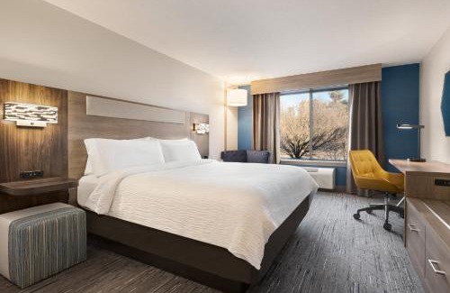 Rensselaer Hotel | Holiday Inn Express & Suites East Greenbush Albany-Skyline by IHG