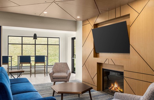 Rensselaer Hotel | Holiday Inn Express & Suites East Greenbush (Albany-Skyline) by IHG