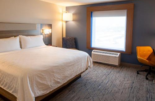 Sioux City Hotel | Holiday Inn Express & Suites Sioux City-South by IHG