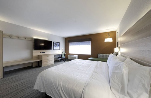 Jolivue Hotel | Holiday Inn Express & Suites Staunton by IHG