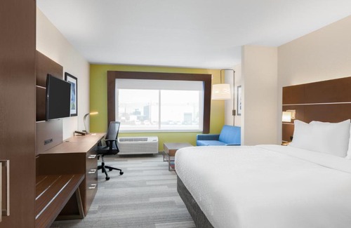 Brownstown Hotel | Holiday Inn Express & Suites - Union Gap - Yakima Area by IHG