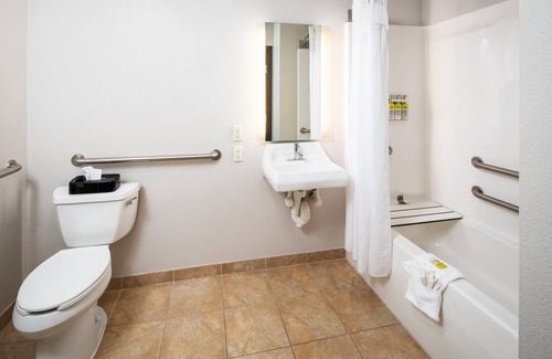 Bellevue Hotel | Holiday Inn Express & Suites Bellevue by IHG