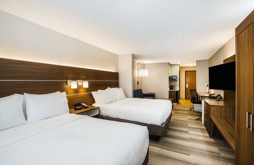 Bellevue Hotel | Holiday Inn Express & Suites Bellevue by IHG