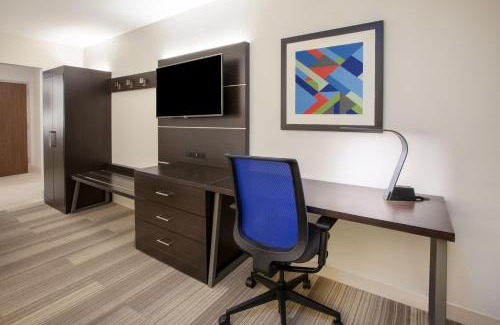 Experiment Hotel | Holiday Inn Express & Suites Griffin
