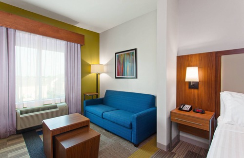 Barker Hotel | Holiday Inn Express & Suites Houston NW - Hwy 290 Cypress by IHG