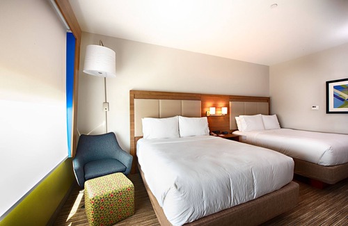 Sharpstown Hotel | Holiday Inn Express & Suites Houston SW - Galleria Area by IHG