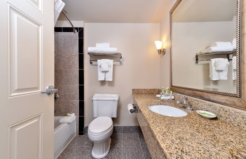 Fort Lewis Hotel | Holiday Inn Express & Suites Tacoma South - Lakewood by IHG