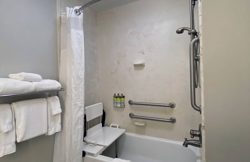Somerset Hotel | Holiday Inn Express & Suites Somerset Central by IHG