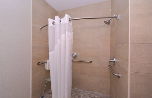 McNeil Hotel | Holiday Inn Express & Suites Austin NW - Lakeline by IHG