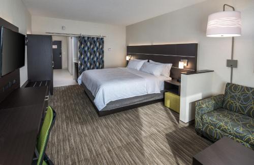 Dilworth Mountain Estates Hotel | Holiday Inn Express & Suites Kelowna - East by IHG