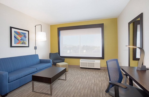 East Ely Hotel | Holiday Inn Express & Suites Ely by IHG
