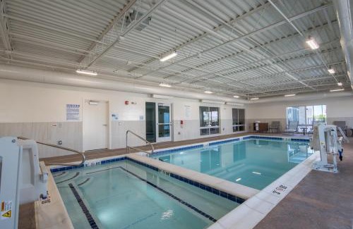 Lehi Hotel | Holiday Inn Express & Suites Lehi - Thanksgiving Point by IHG