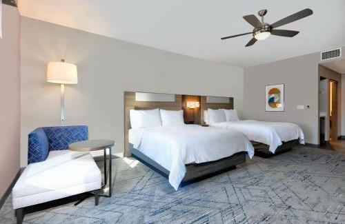 Far North Dallas Hotel | Holiday Inn Express & Suites North Dallas at Preston by IHG