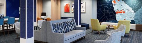 Alton Hotel | Holiday Inn Express & Suites Alton St Louis Area by IHG