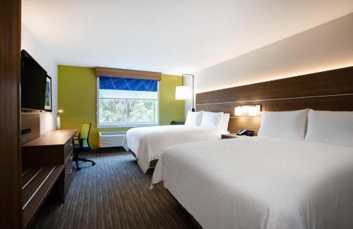 DeLand Hotel | Holiday Inn Express & Suites - Deland South by IHG