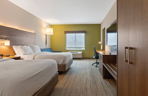 Macon Hotel | Holiday Inn Express & Suites Macon North by IHG