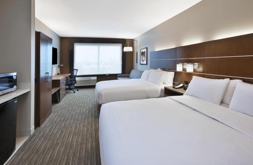 Okemos Hotel | Holiday Inn Express & Suites Okemos - University Area by IHG