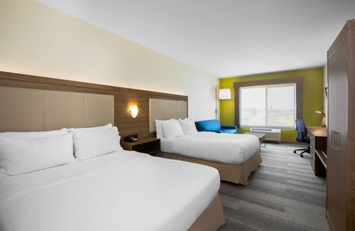 Ontario Hotel | Holiday Inn Express & Suites Ontario by IHG