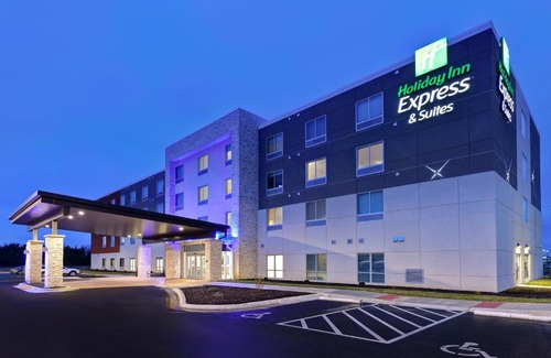 Ottawa Hotel | Holiday Inn Express & Suites - Ottawa by IHG