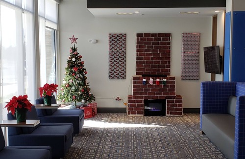 Ottawa Hotel | Holiday Inn Express & Suites Ottawa by IHG
