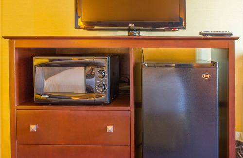 South Richland Hotel | Holiday Inn Express & Suites Richland by IHG