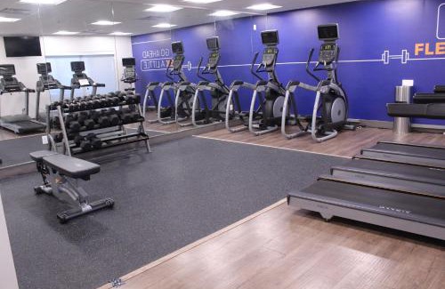 Roswell Hotel | Holiday Inn Express & Suites - Roswell by IHG