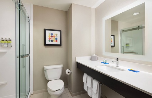 Seymour Hotel | Holiday Inn Express & Suites Seymour by IHG