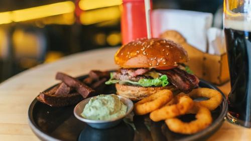 Swindon Hotel | Holiday Inn Express Swindon City Centre by IHG