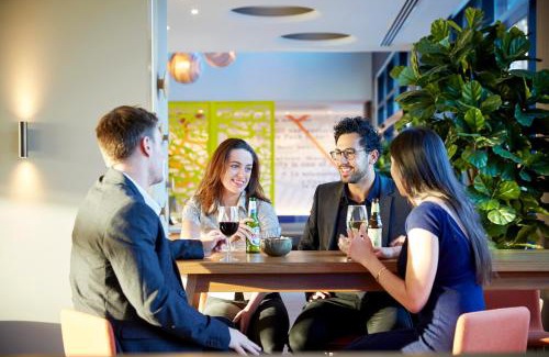 Macquarie Park Hotel | Holiday Inn Express Sydney Macquarie Park by IHG