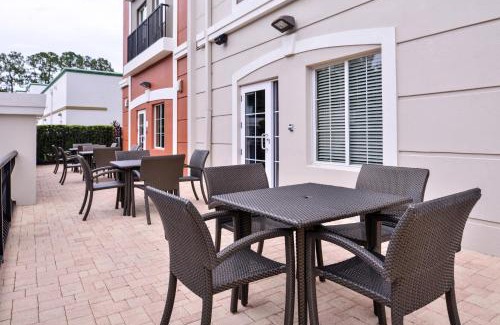 Temple Terrace Hotel | Holiday Inn Express Tampa North Telecom Park by IHG