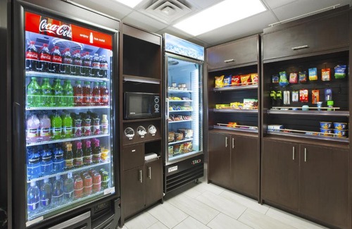 Tiffin Hotel | Holiday Inn Express Tiffin by IHG