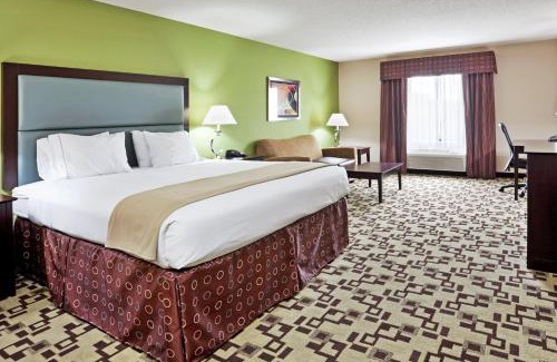 Troutville Hotel | Holiday Inn Express Troutville-Roanoke North by IHG