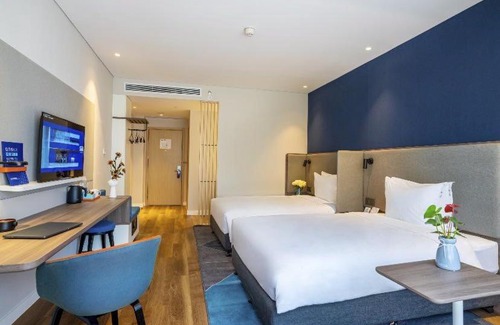 Saybagh District Hotel | Holiday Inn Express Urumqi Station by IHG