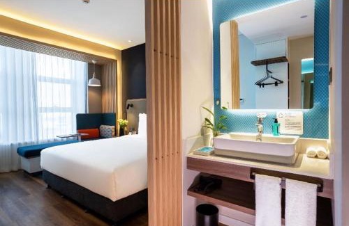Saybagh District Hotel | Holiday Inn Express Urumqi Station by IHG