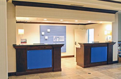 Cape Girardeau Hotel | Holiday Inn Express Hotel & Suites Cape Girardeau I-55 by IHG