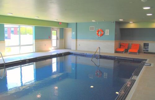 Columbia City Hotel | Holiday Inn Express & Suites - Columbia City by IHG